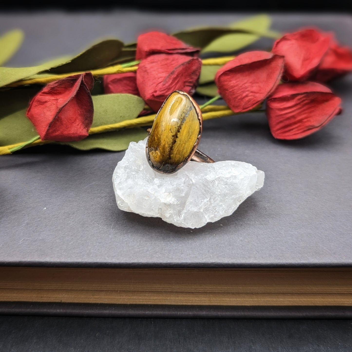 Round Tigers Eye Ring - Size 8.5