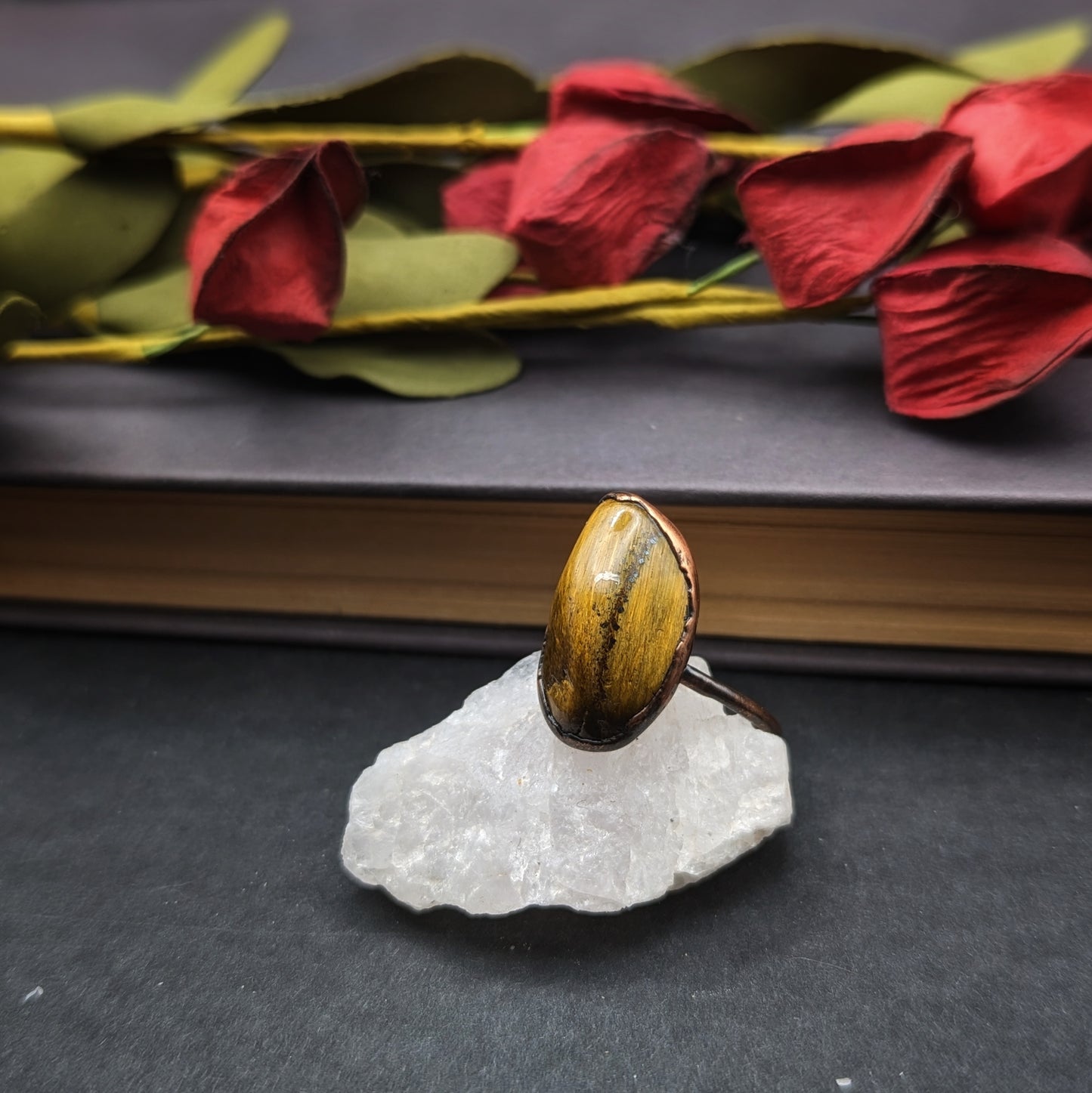 Round Tigers Eye Ring - Size 8.5