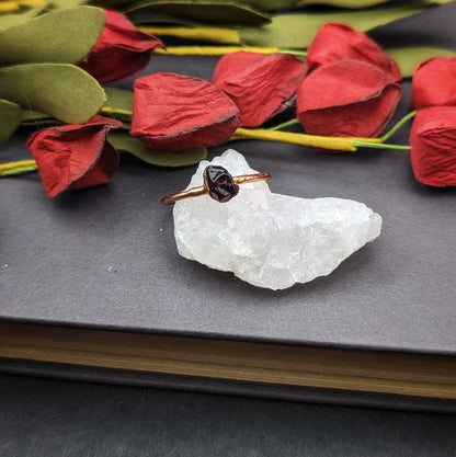 Ant Hill Garnet Ring - Size 9